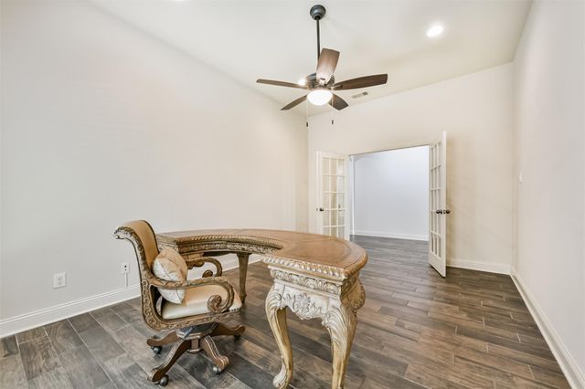 2919 Silhouette Bay Drive, Pearland, TX 77584