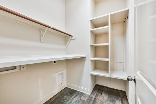 2919 Silhouette Bay Drive, Pearland, TX 77584