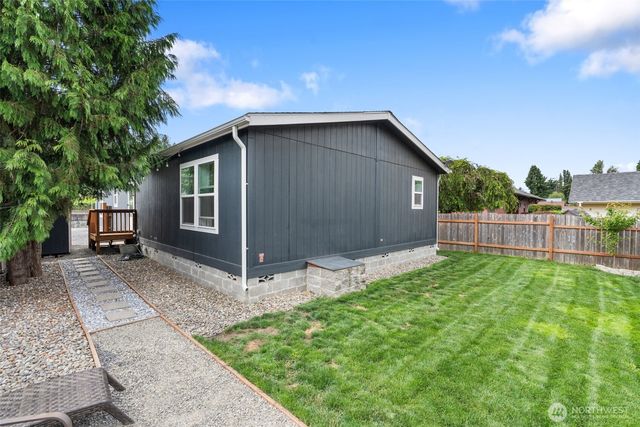 1018 SE Front Street, Winlock, WA 98596