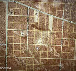 85 Th Street, Rosamond, CA 93560