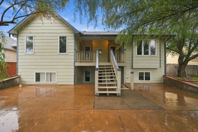 1409 S Shiloh, Wichita, KS 67207