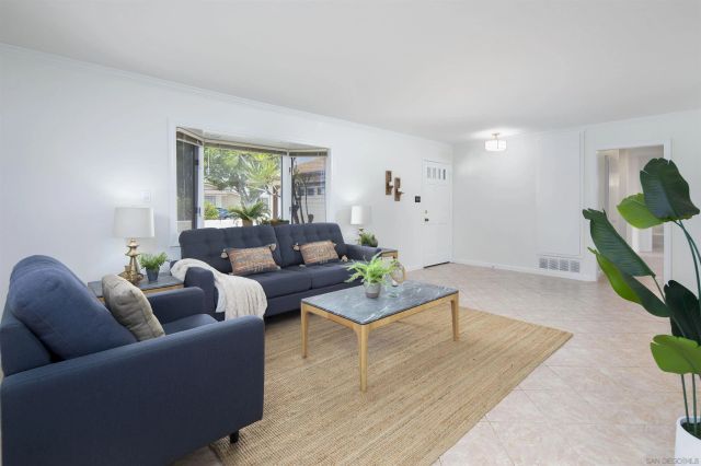 4725 Mount Gaywas, San Diego, CA 92117