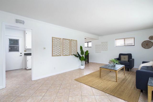 4725 Mount Gaywas, San Diego, CA 92117