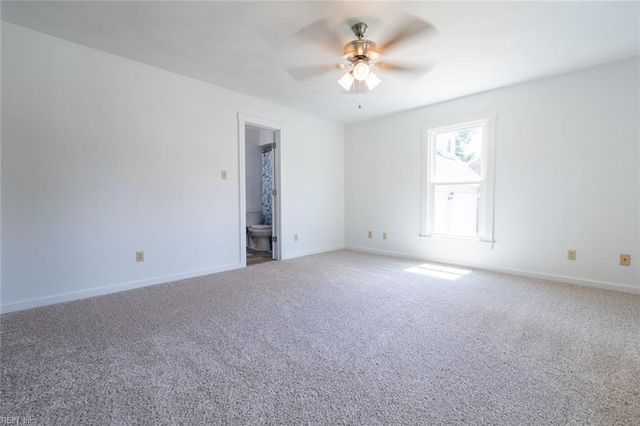 729 Wood Duck LN, Chesapeake, VA 23323