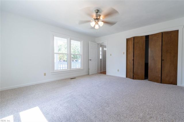 729 Wood Duck LN, Chesapeake, VA 23323
