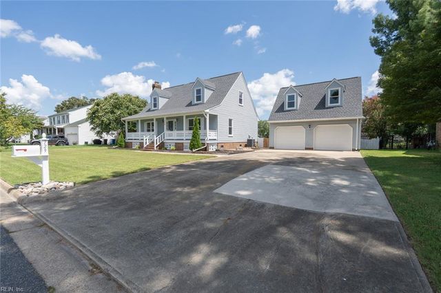 729 Wood Duck LN, Chesapeake, VA 23323