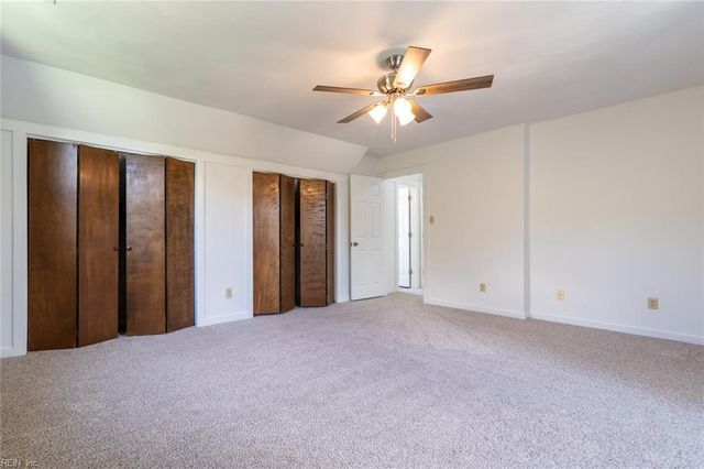 729 Wood Duck LN, Chesapeake, VA 23323