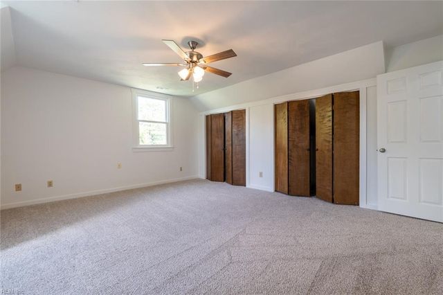 729 Wood Duck LN, Chesapeake, VA 23323