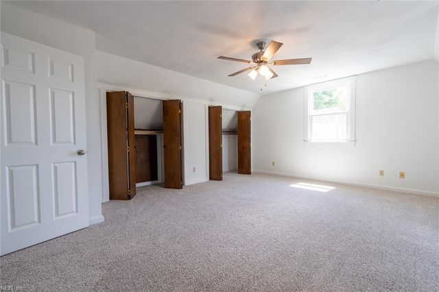 729 Wood Duck LN, Chesapeake, VA 23323