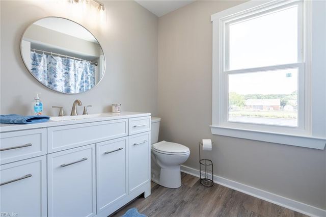 729 Wood Duck LN, Chesapeake, VA 23323