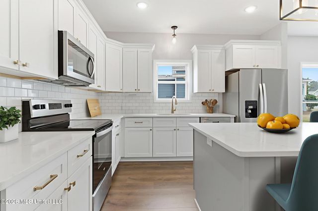 410 Legacy Boulevard, Hattiesburg, MS 39402