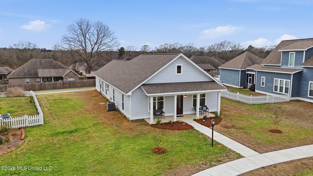 410 Legacy Boulevard, Hattiesburg, MS 39402
