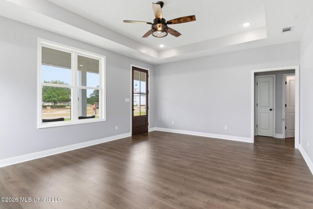 410 Legacy Boulevard, Hattiesburg, MS 39402