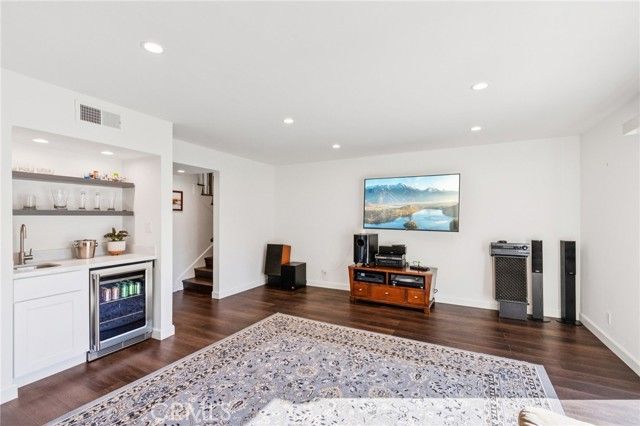 23301 Iris, Torrance, CA 90505