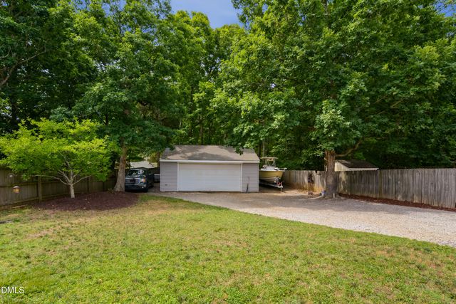 209 Texanna Way, Holly Springs, NC 27540
