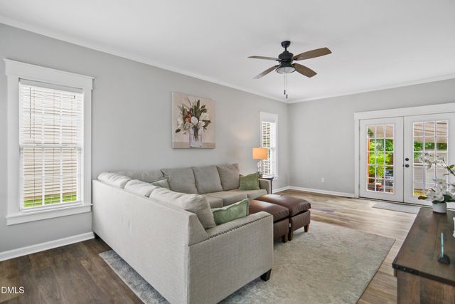 209 Texanna Way, Holly Springs, NC 27540