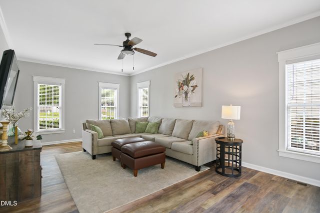 209 Texanna Way, Holly Springs, NC 27540