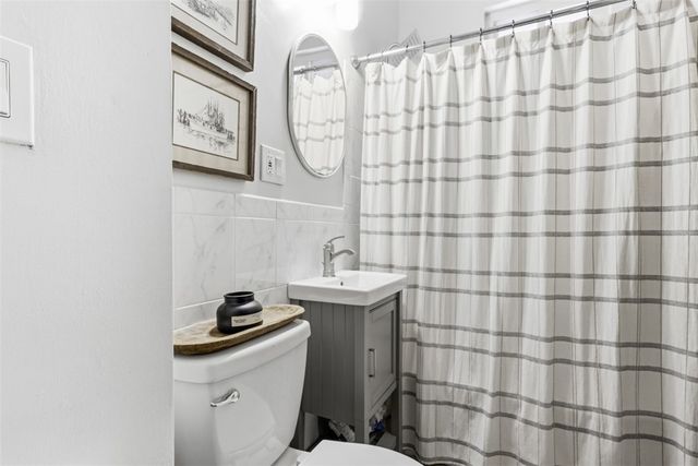 144 S Bryant Ave, Bellevue, PA 15202