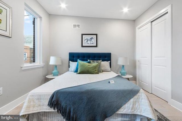 1404 S CLARION ST, Philadelphia, PA 19147