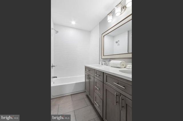 1404 S CLARION ST, Philadelphia, PA 19147