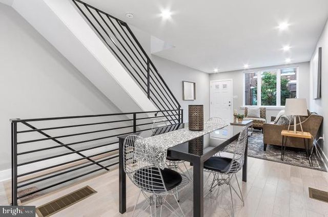 1404 S CLARION ST, Philadelphia, PA 19147