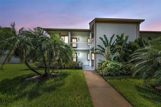 180 LAKEVIEW WAY 180, Oldsmar, FL 34677