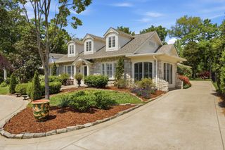 278 Harding Pl, Nashville, TN 37205