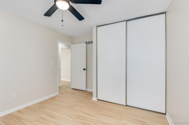 40526 Newport Drive, Plymouth Charter Township, MI 48170