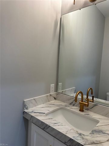 107 Goffigans TRCE, Yorktown, VA 23693