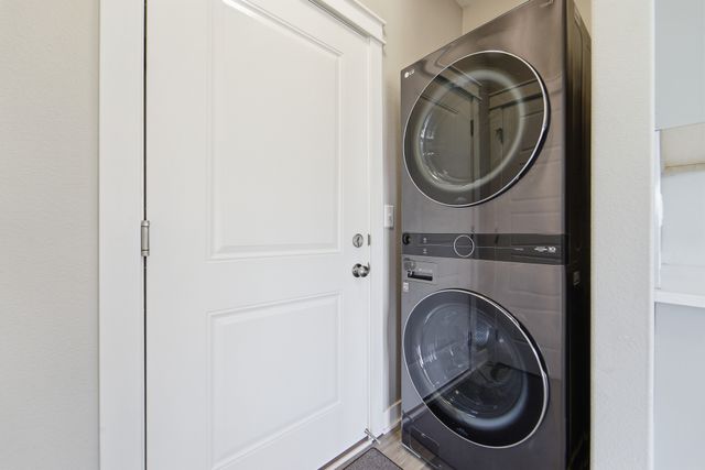 1409 Evans View Drive, Adel, IA 50003