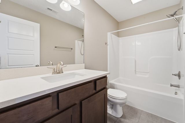 1409 Evans View Drive, Adel, IA 50003