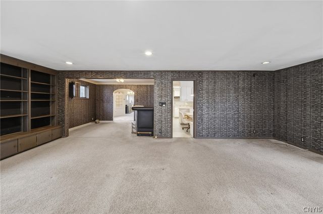 125 Stoneridge Dr, Dewitt, NY 13214