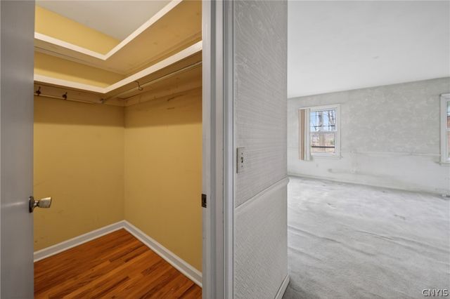 125 Stoneridge Dr, Dewitt, NY 13214