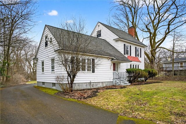 125 Stoneridge Dr, Dewitt, NY 13214