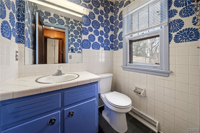 125 Stoneridge Dr, Dewitt, NY 13214