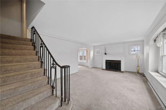 125 Stoneridge Dr, Dewitt, NY 13214