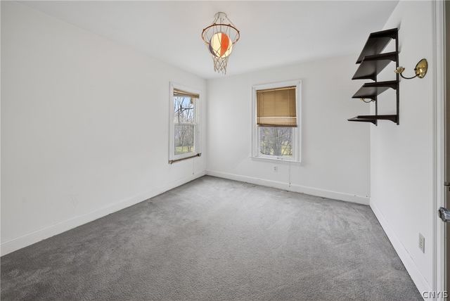 125 Stoneridge Dr, Dewitt, NY 13214