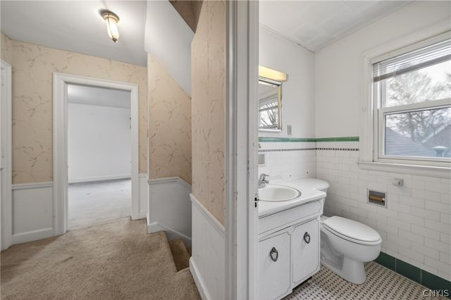 125 Stoneridge Dr, Dewitt, NY 13214