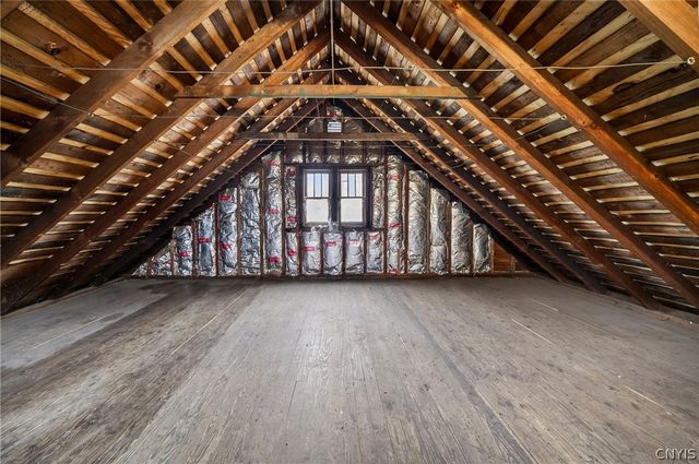 125 Stoneridge Dr, Dewitt, NY 13214