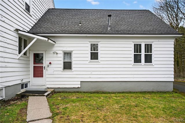 125 Stoneridge Dr, Dewitt, NY 13214