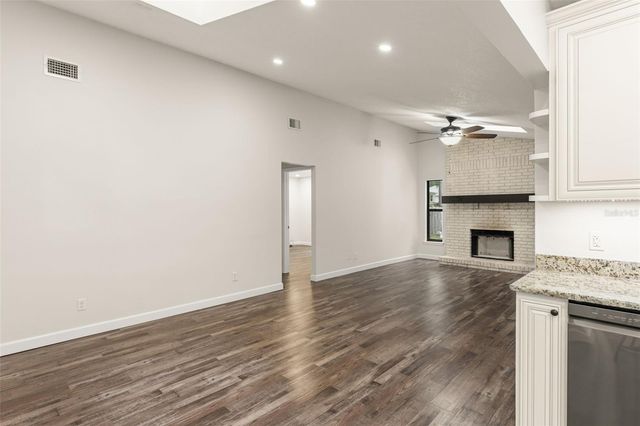 30543 SEAFORTH DRIVE, Sorrento, FL 32776