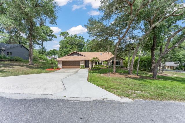 30543 SEAFORTH DRIVE, Sorrento, FL 32776