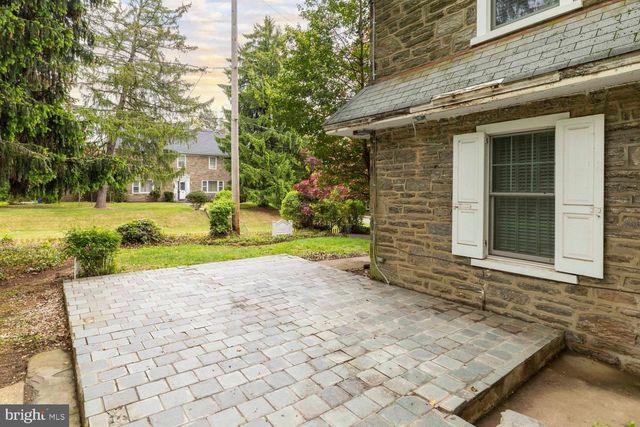 825 E HAINES ST, Philadelphia, PA 19138