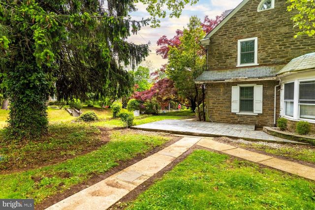 825 E HAINES ST, Philadelphia, PA 19138
