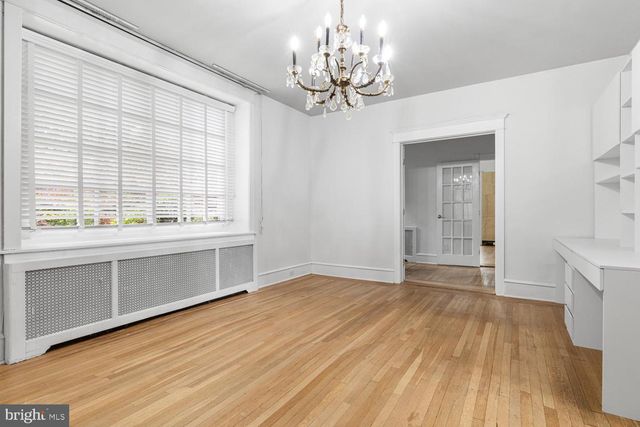 825 E HAINES ST, Philadelphia, PA 19138