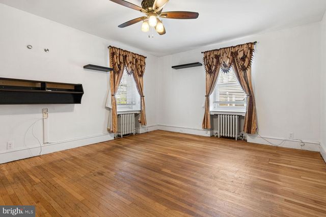 825 E HAINES ST, Philadelphia, PA 19138