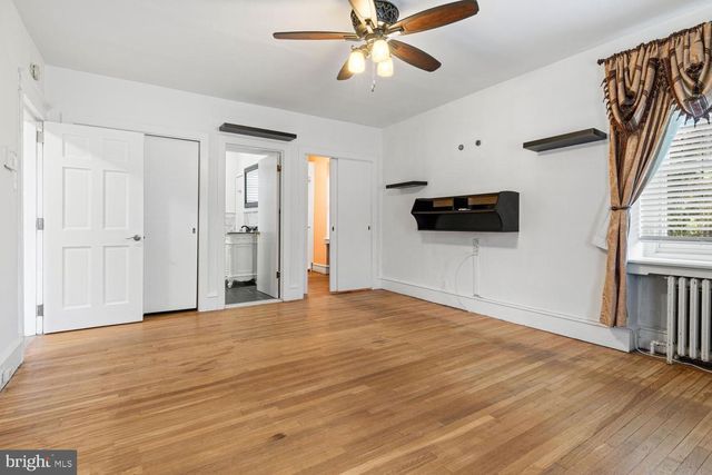 825 E HAINES ST, Philadelphia, PA 19138