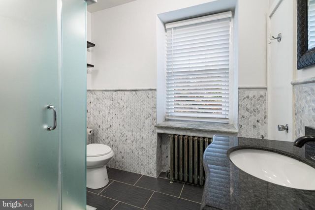825 E HAINES ST, Philadelphia, PA 19138