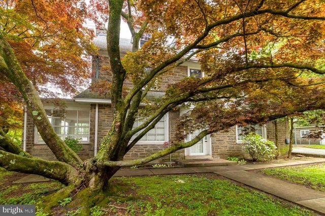 825 E HAINES ST, Philadelphia, PA 19138