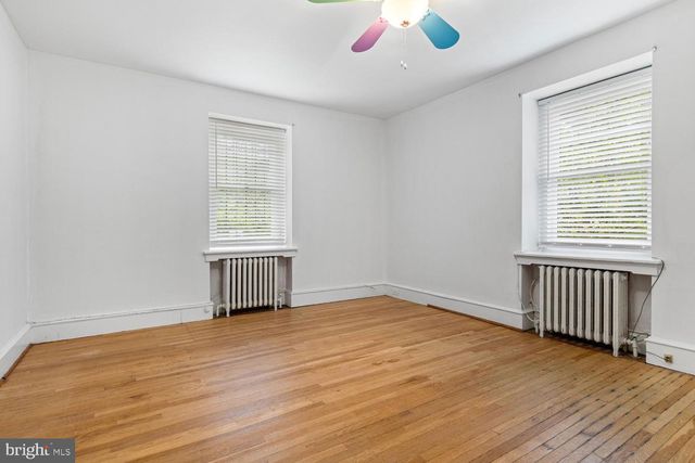 825 E HAINES ST, Philadelphia, PA 19138